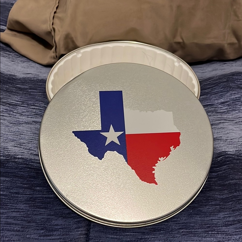 Texas State Design Silver Tin 6.5” wide